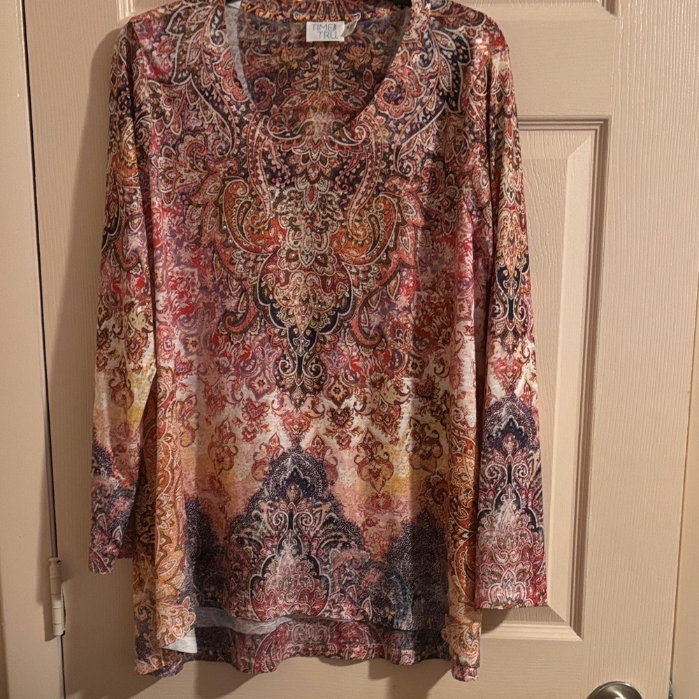 Time and Tru Multicolor Paisley Long Sleeve Top